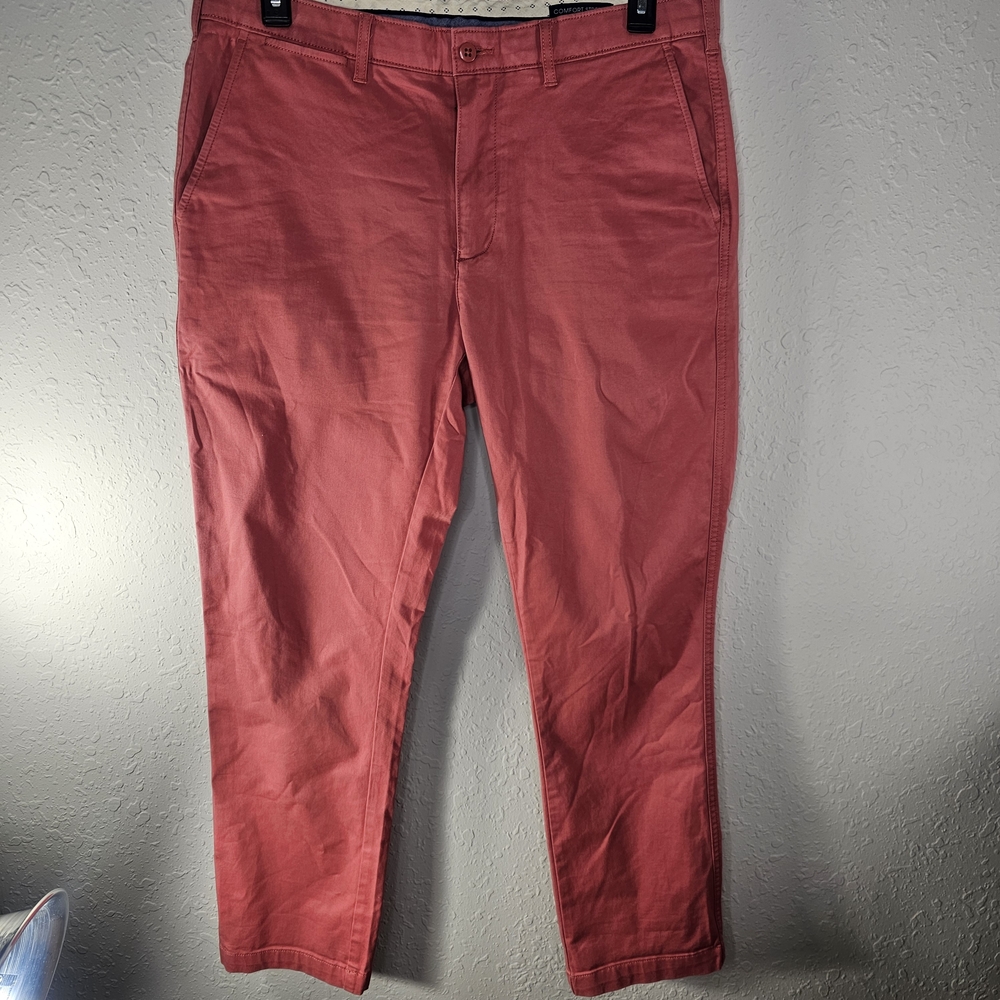 Men's Cremieux Comfort Stretch Chinos Soho Slim Fit Size 36x30 Red Mauve Preppy